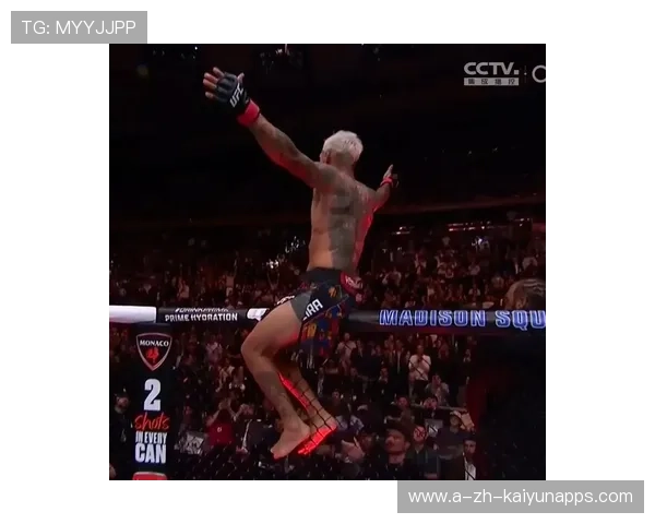 UFC拳手头部伤口裂开，仍坚持战斗：硬核意志的真实写照